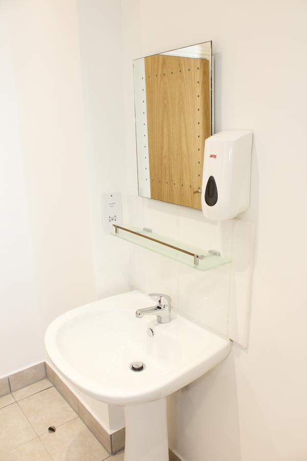 Flexistay Leicester Gable Aparthotel Εξωτερικό φωτογραφία